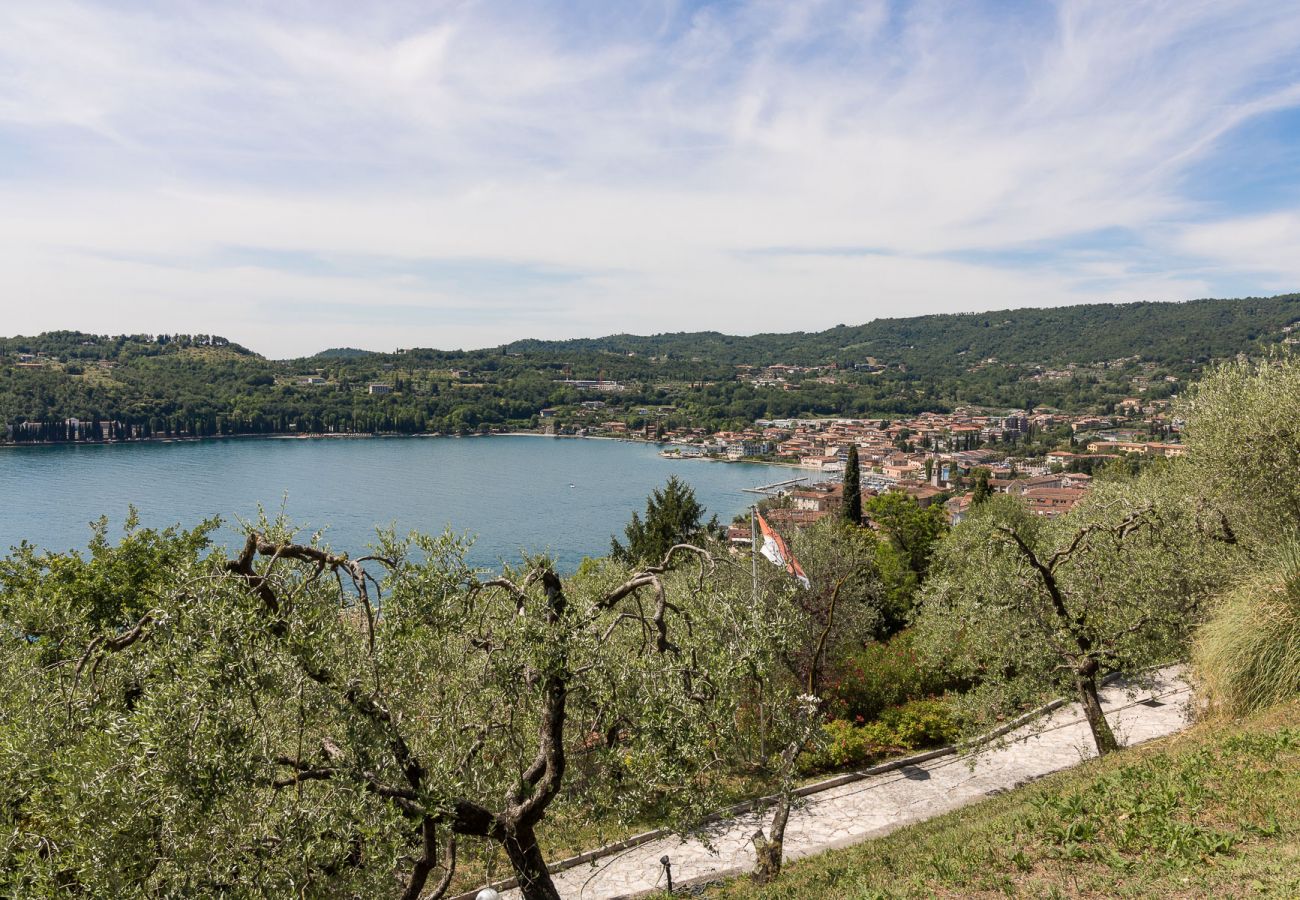 Villa in Salò - Villa Cuore mit Seeblick und private Pool