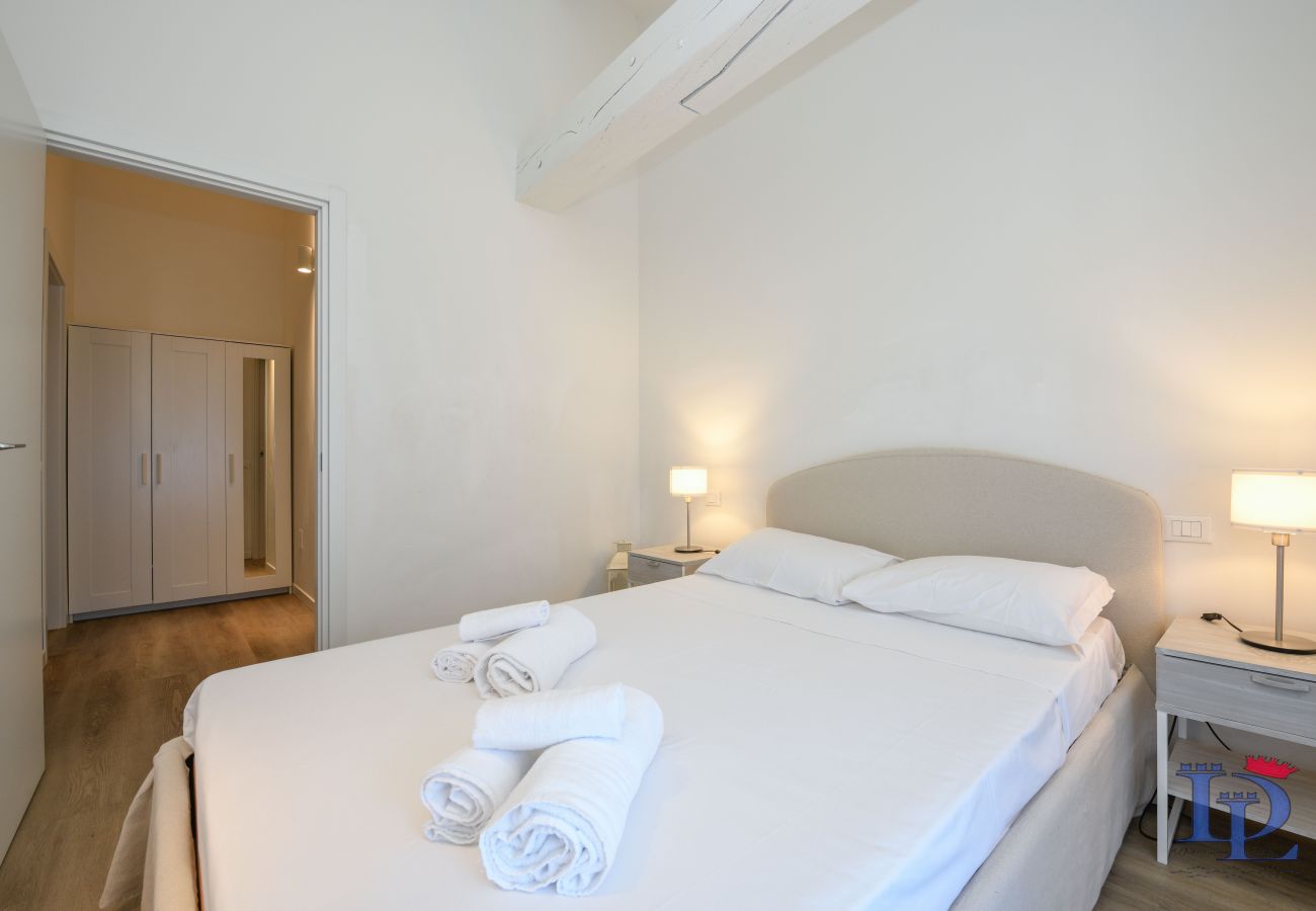 Ferienwohnung in Desenzano del Garda - DesenzanoLoft : Peler   CIR 017067 - CNI- 00709