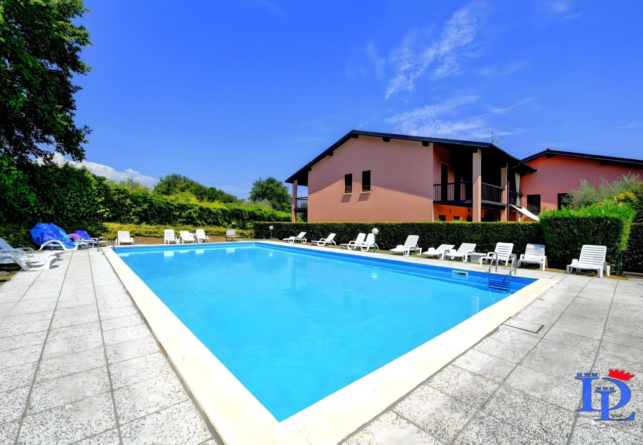 Ferienwohnung in Desenzano del Garda - DesenzanoLoft Aurelia – Familienapartment mit Pool