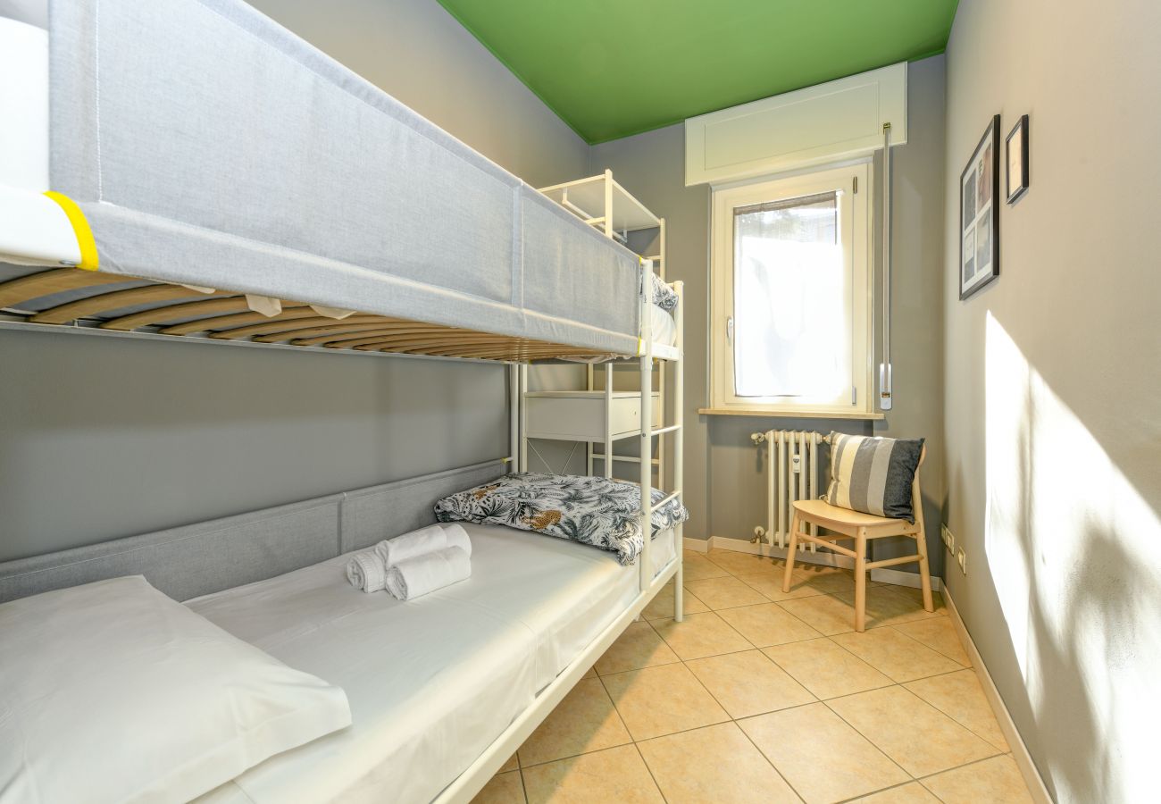 Ferienwohnung in Desenzano del Garda - DesenzanoLoft : Green CIN IT017067C29DC9TGRE