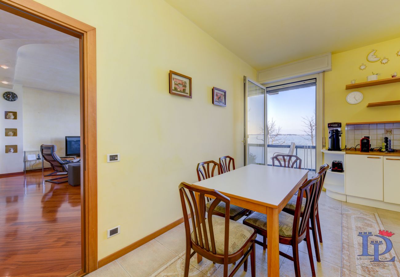 Ferienwohnung in Desenzano del Garda - Desenzanoloft CHARMING ON THE LAKE 