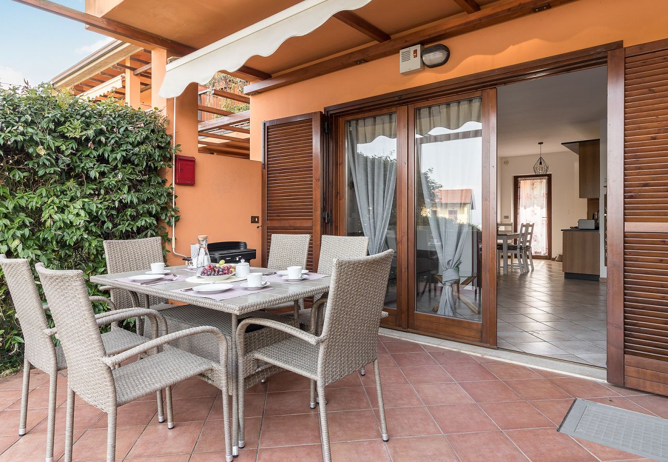 Ferienwohnung in Puegnago sul Garda - Casa sulla Collina mit Seeblick