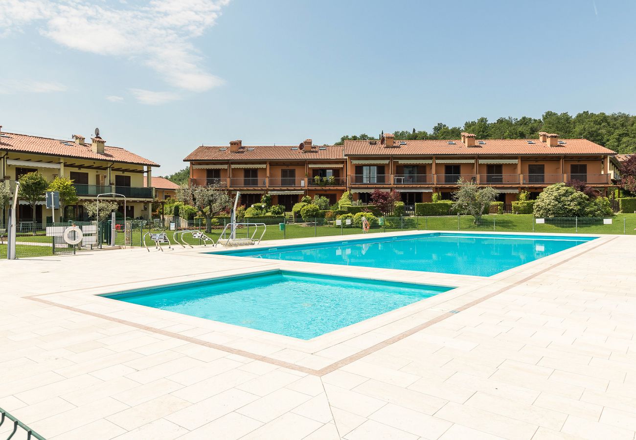 Ferienwohnung in Puegnago sul Garda - Casa sulla Collina mit Seeblick