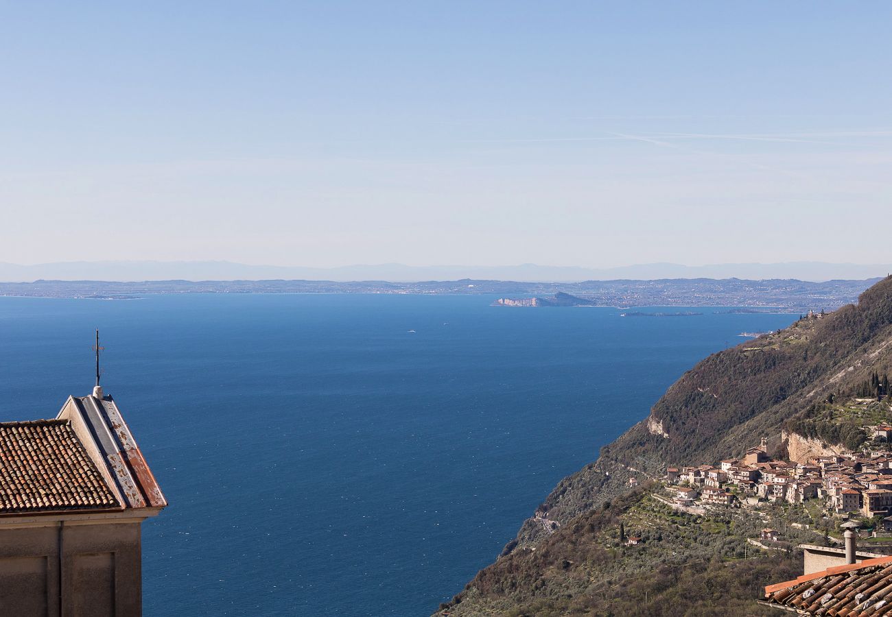 Ferienwohnung in Tignale - Casa Marianna im Zentrum mit Seeblick