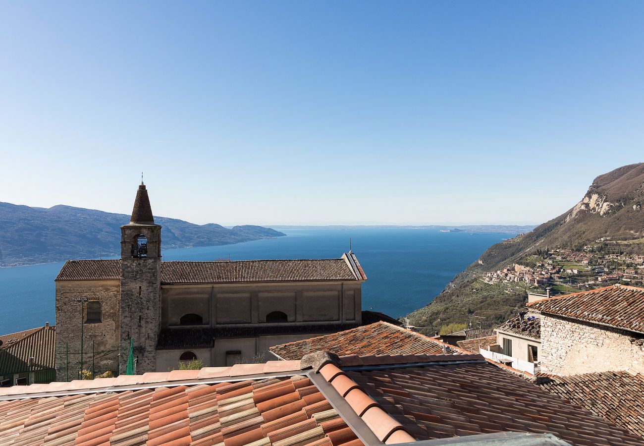 Ferienwohnung in Tignale - Casa Marianna im Zentrum mit Seeblick