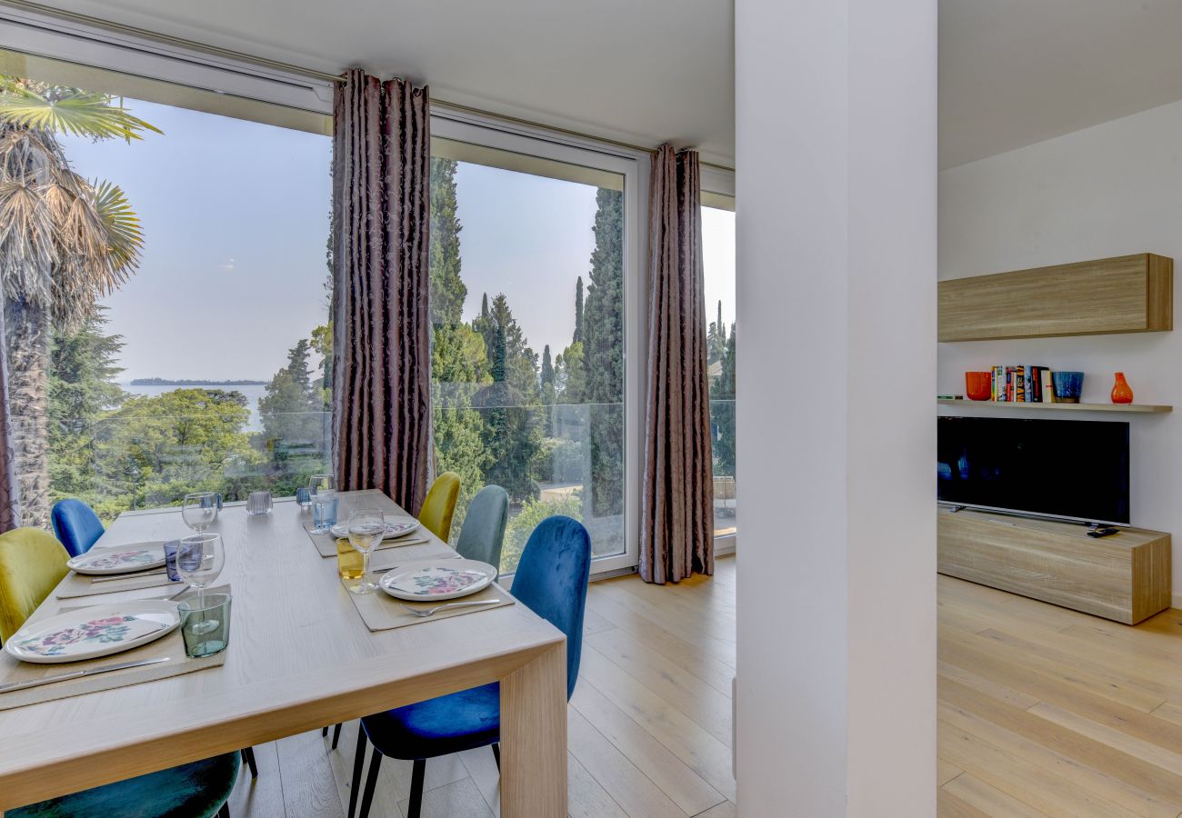 Ferienwohnung in Gardone Riviera - Wohnung Diamante mit Seeblick und Pool