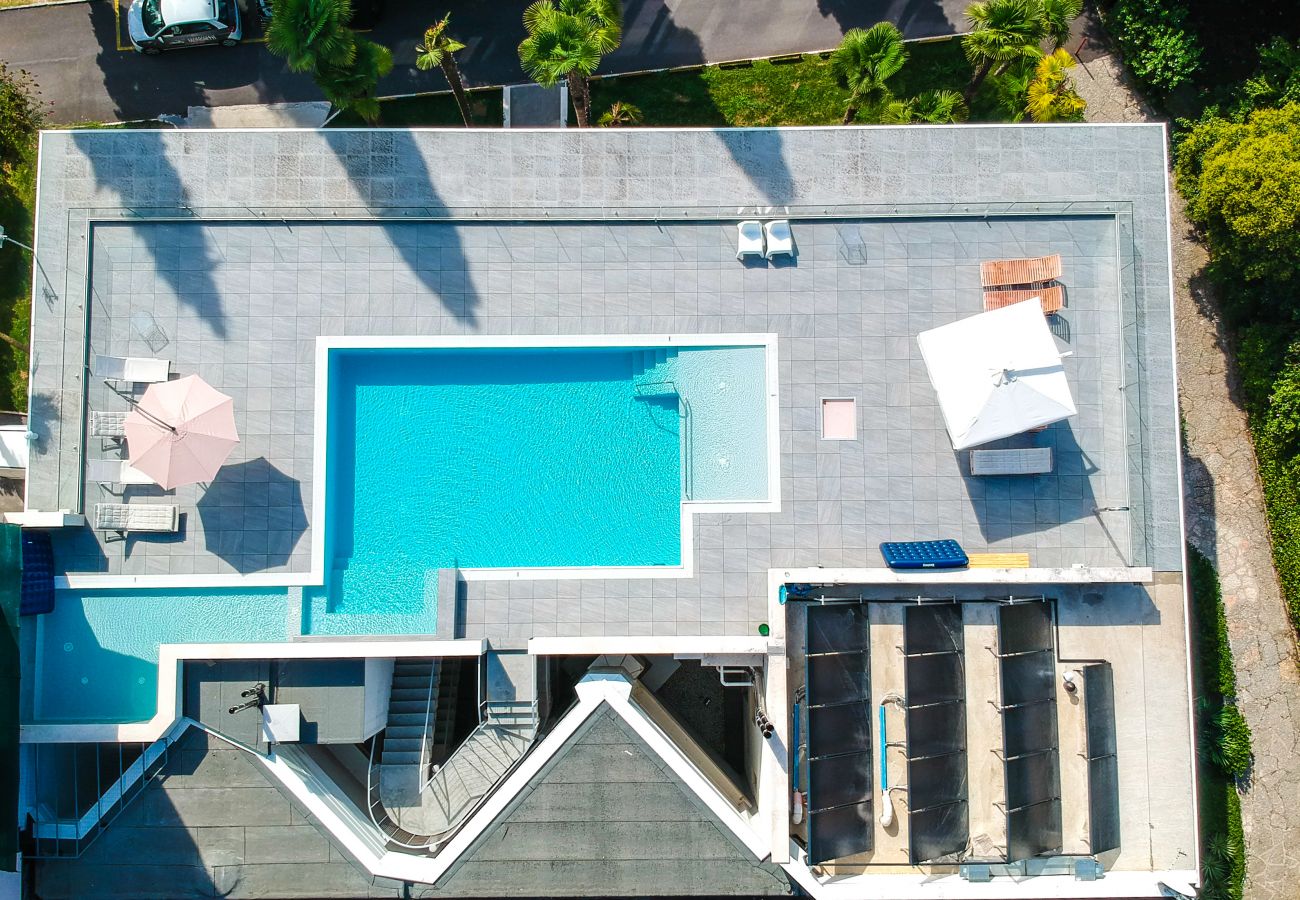 Ferienwohnung in Gardone Riviera - Wohnung Diamante mit Seeblick und Pool