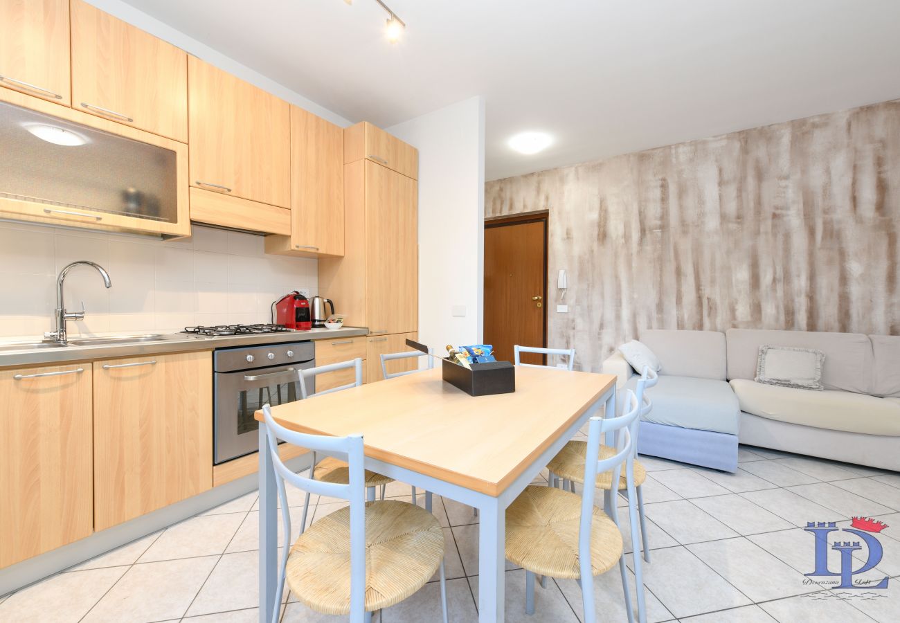 Ferienwohnung in Lonato del Garda - Desenzanoloft : La Pineta del garda CIN IT017092C2Z46TDZQB