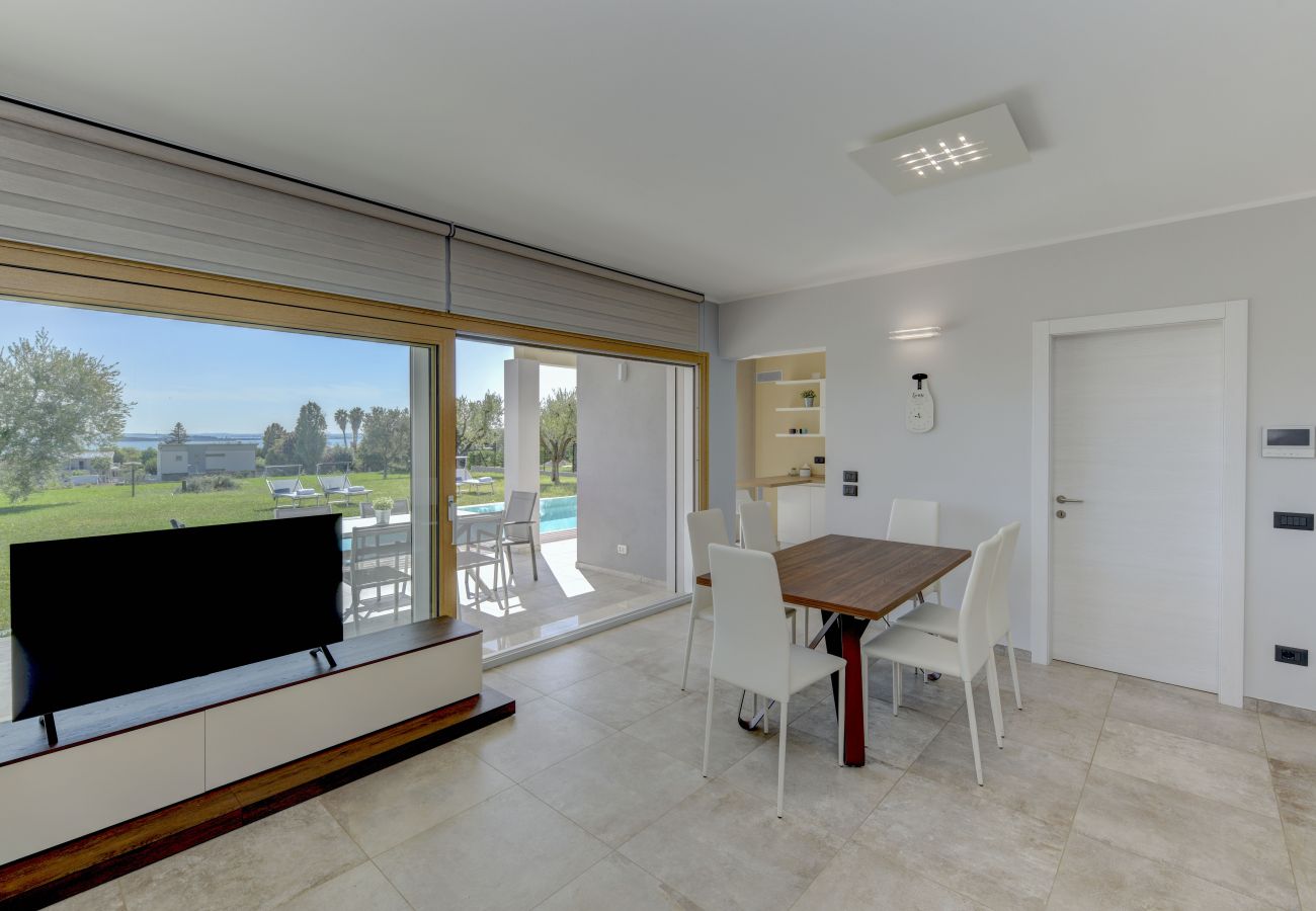 Villa in Moniga del Garda - Villa Easy chic in moniga del Garda mit Pool