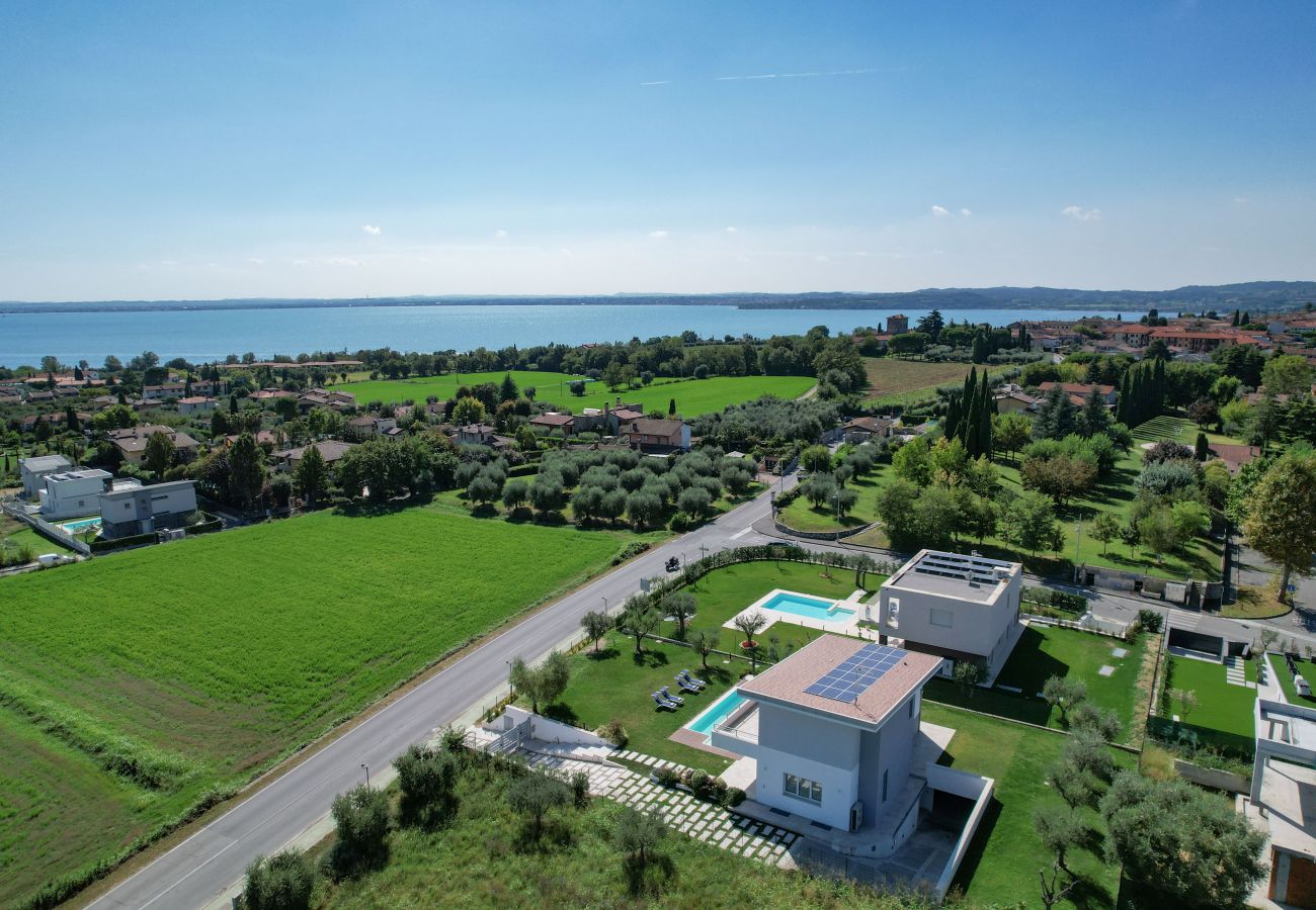 Villa in Moniga del Garda - Villa Easy chic in moniga del Garda mit Pool