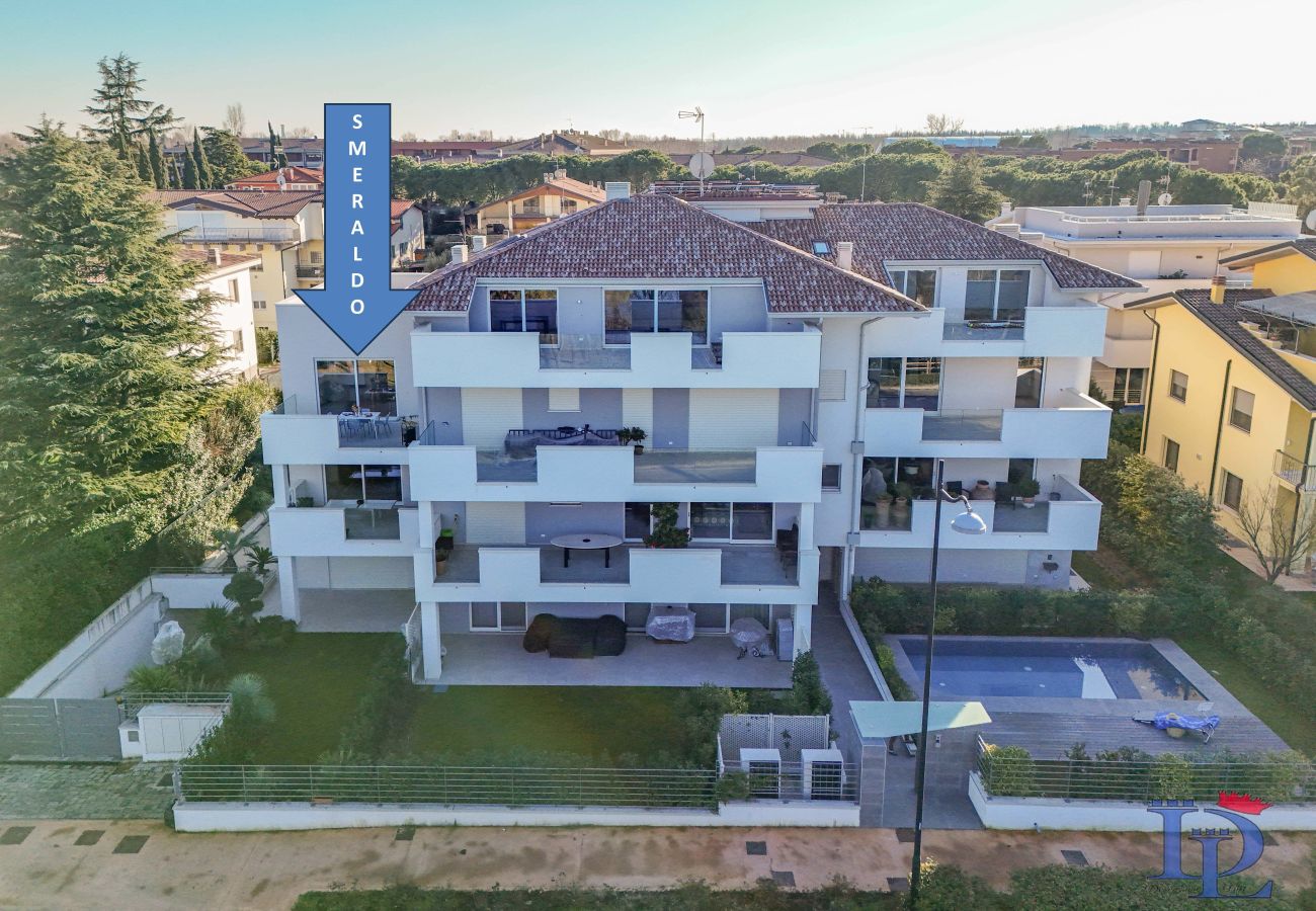 Ferienwohnung in Desenzano del Garda - Desenzanoloft : Smeraldo family apartment   cir 017067-CNI-00886