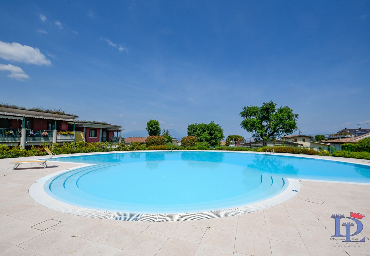 Apartment in Desenzano del Garda - Desenzanoloft: BUTTERFLY AND POOLS  CIN IT017067C2NVYJ2BE3