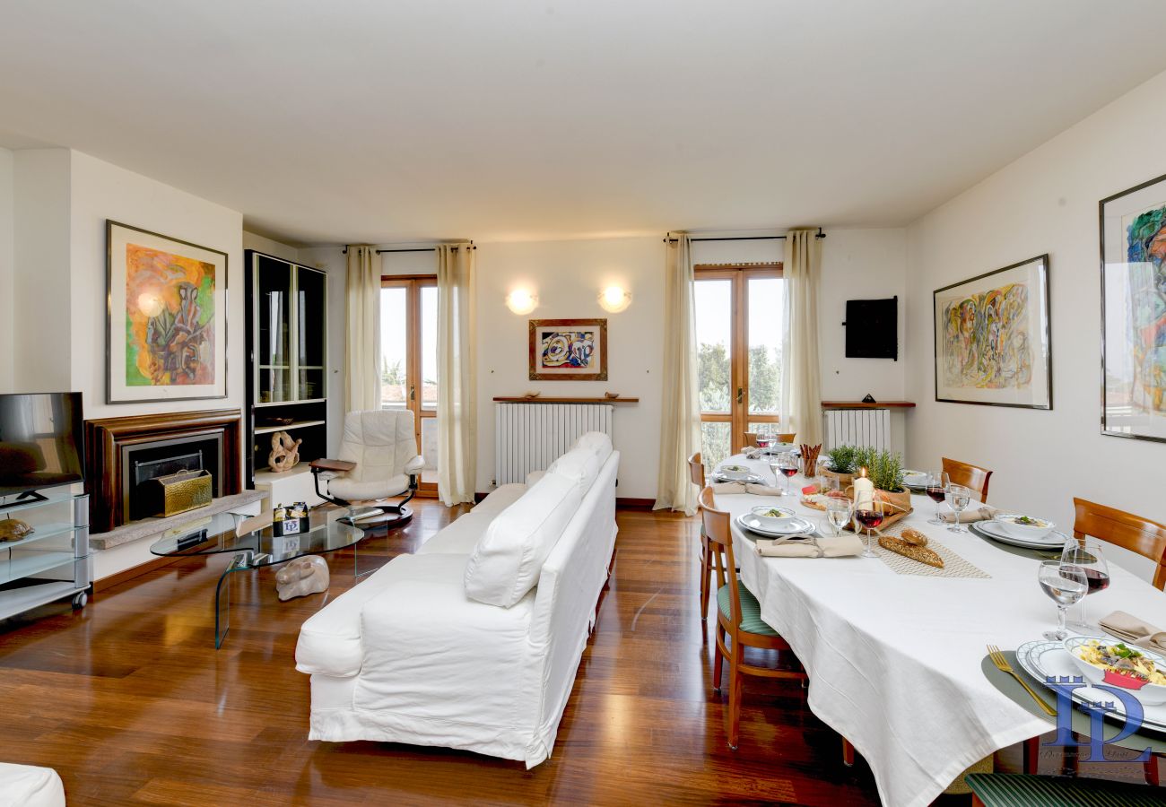 Apartment in Desenzano del Garda - DesenzanoLoft: GardaStar CIN IT017067C2S7OOVDHW