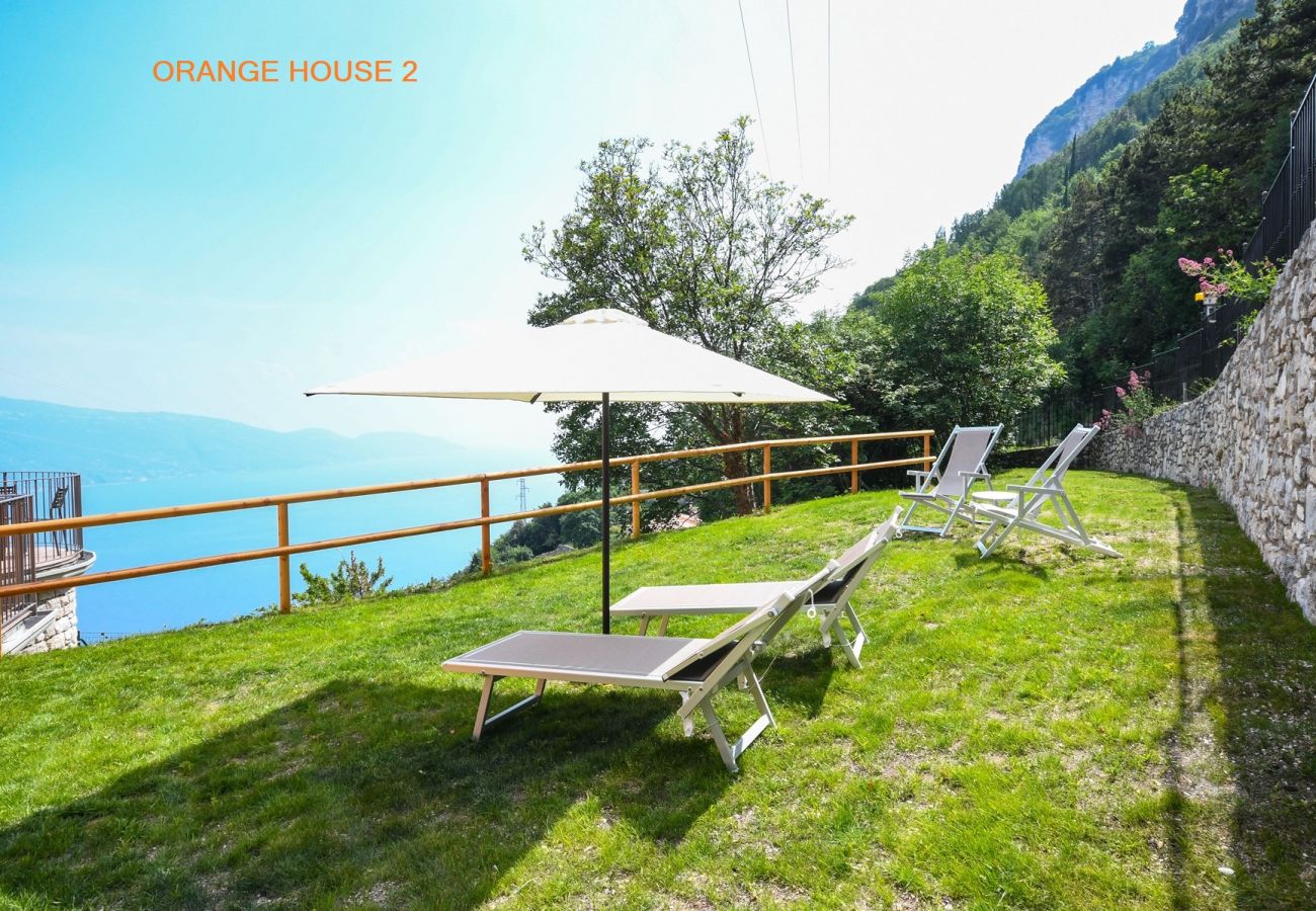 Apartment in Tignale - Orange House with breathtaking lake view