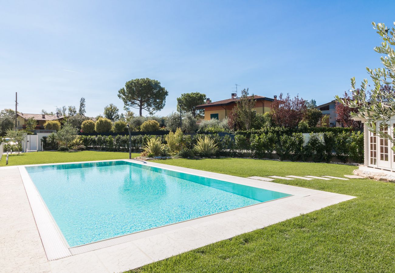 Apartment in Manerba del Garda - Villa Meri Lake by Garda FeWo