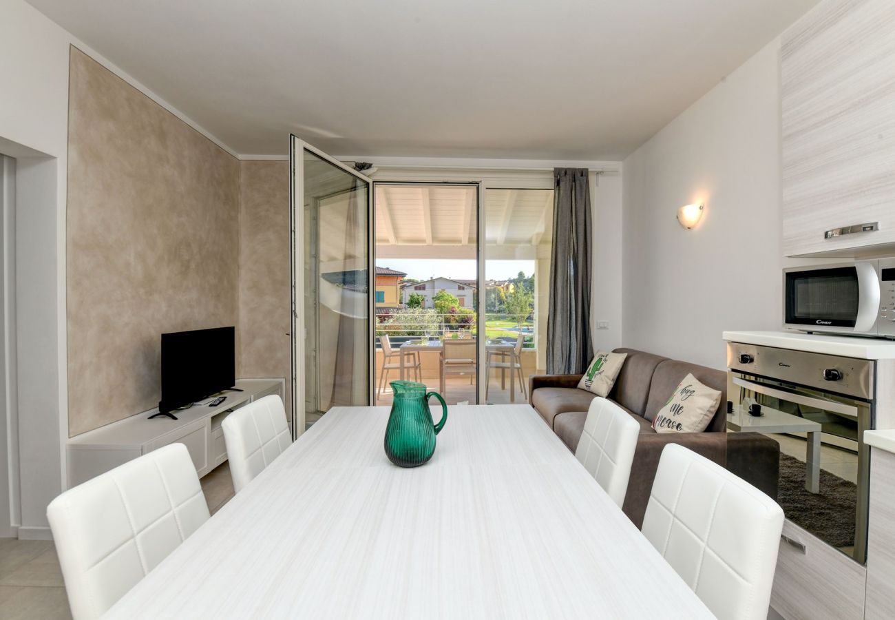 Apartment in Manerba del Garda - Villa Meri Star: new opening and very close to the beach