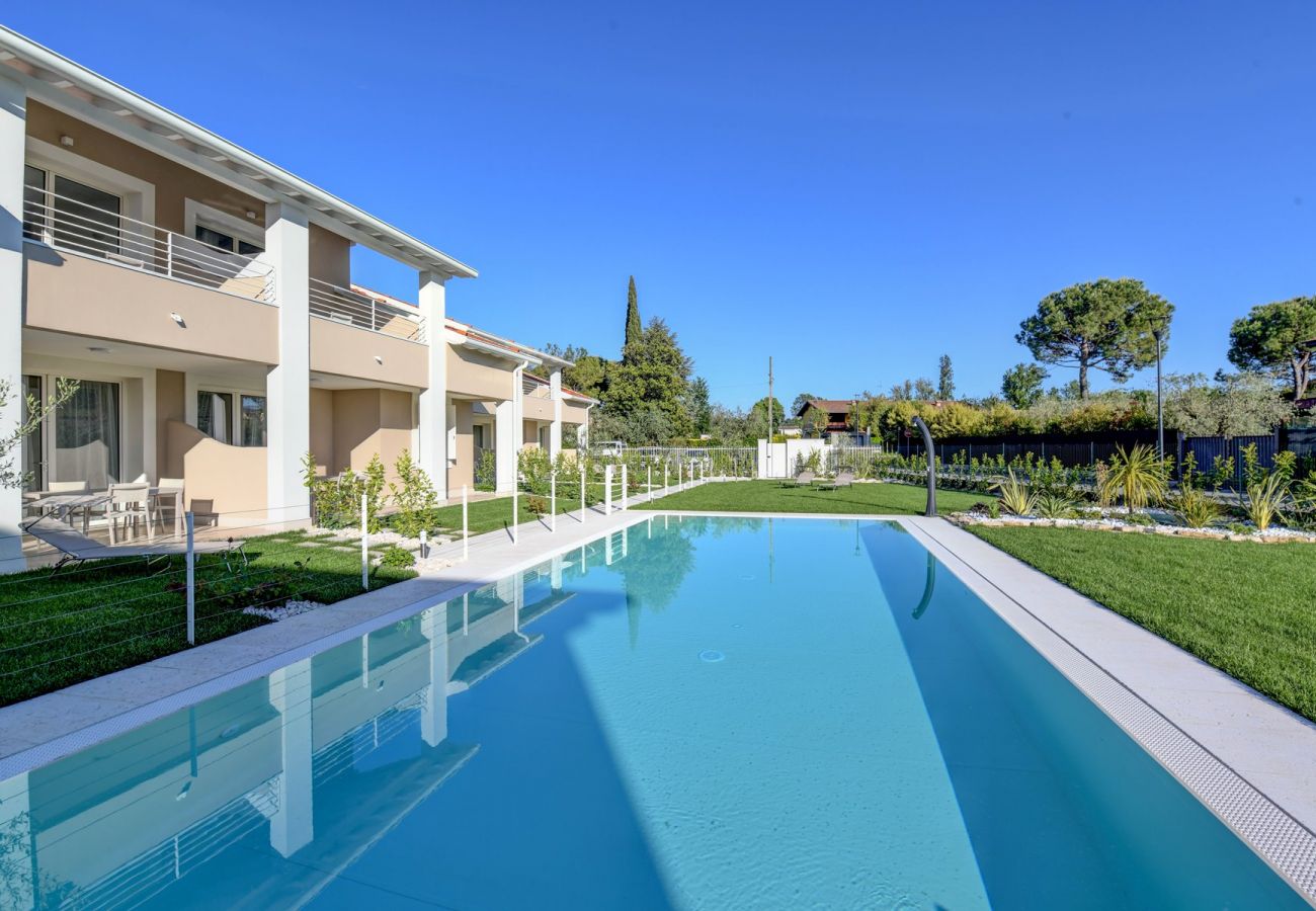 Apartment in Manerba del Garda - Villa Meri Star: new opening and very close to the beach