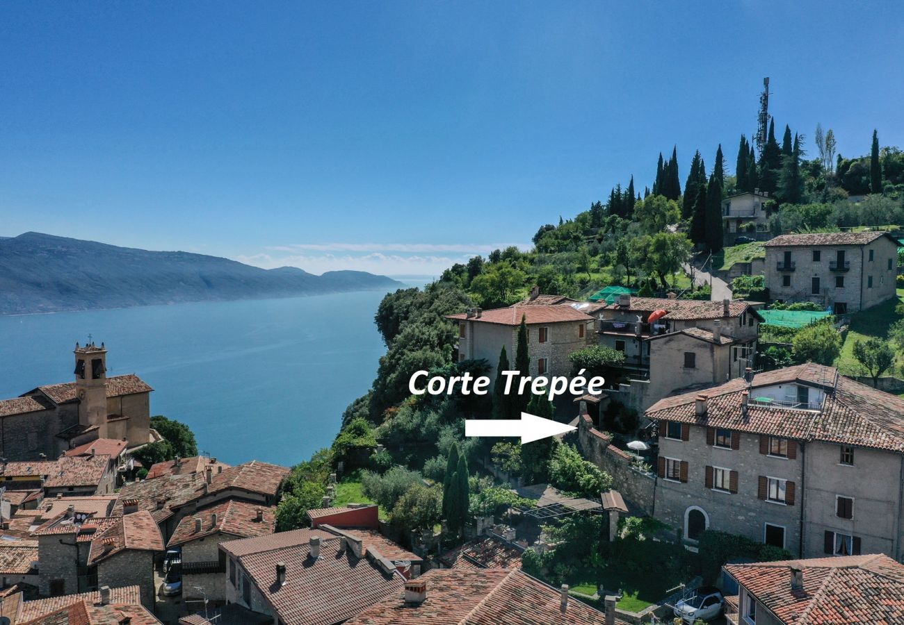 Apartment in Tignale - Corte Trepée, in the old town of Piovere