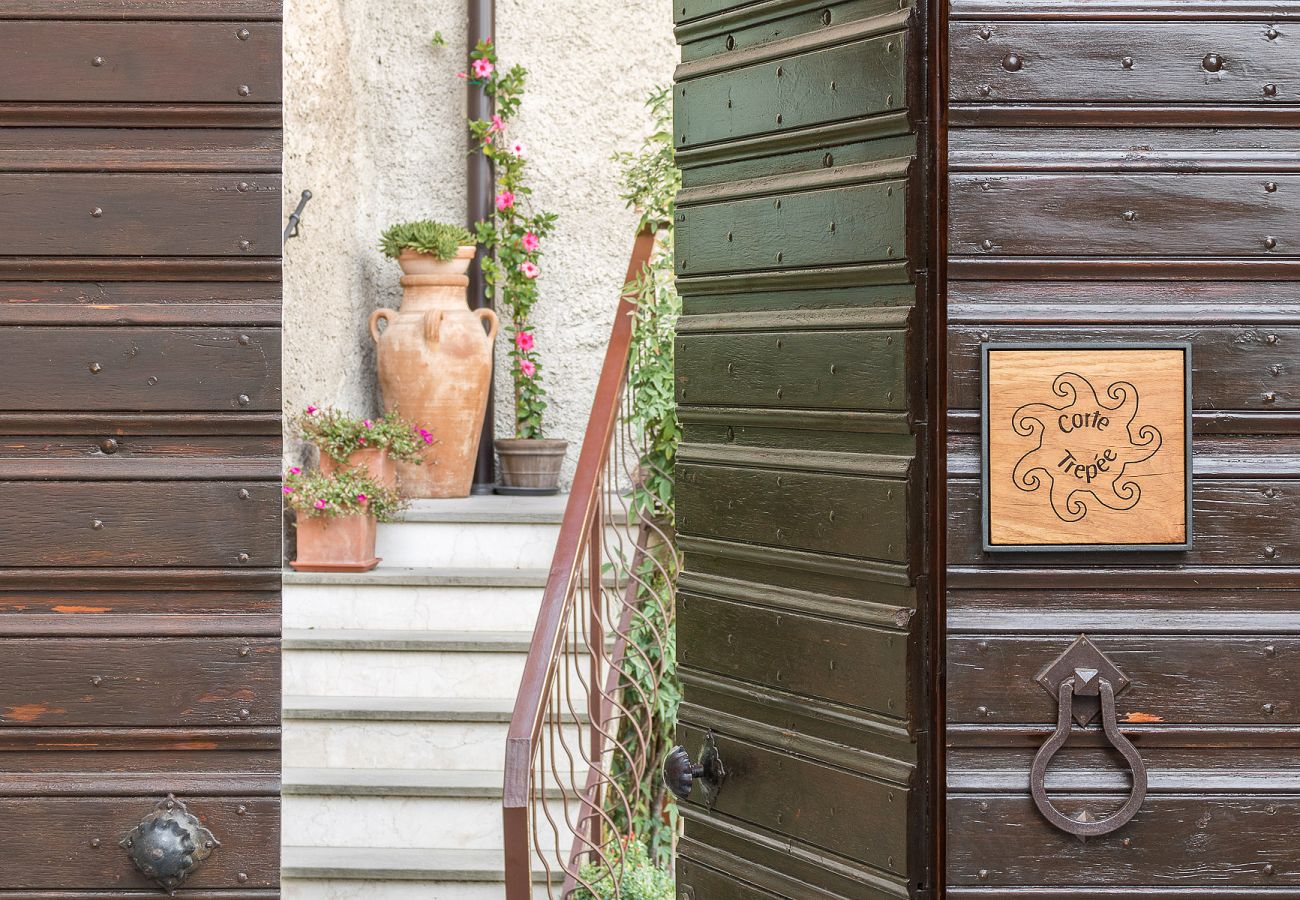 Apartment in Tignale - Corte Trepée, in the old town of Piovere