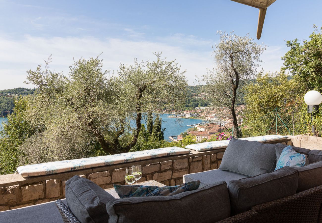 Villa in Salò - Villa Cuore with lake view and private pool