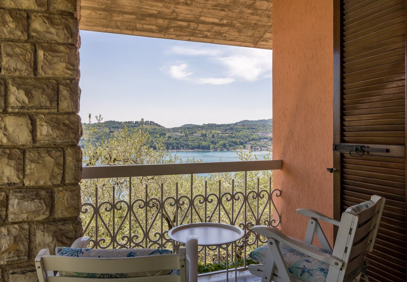 Villa in Salò - Villa Cuore with lake view and private pool