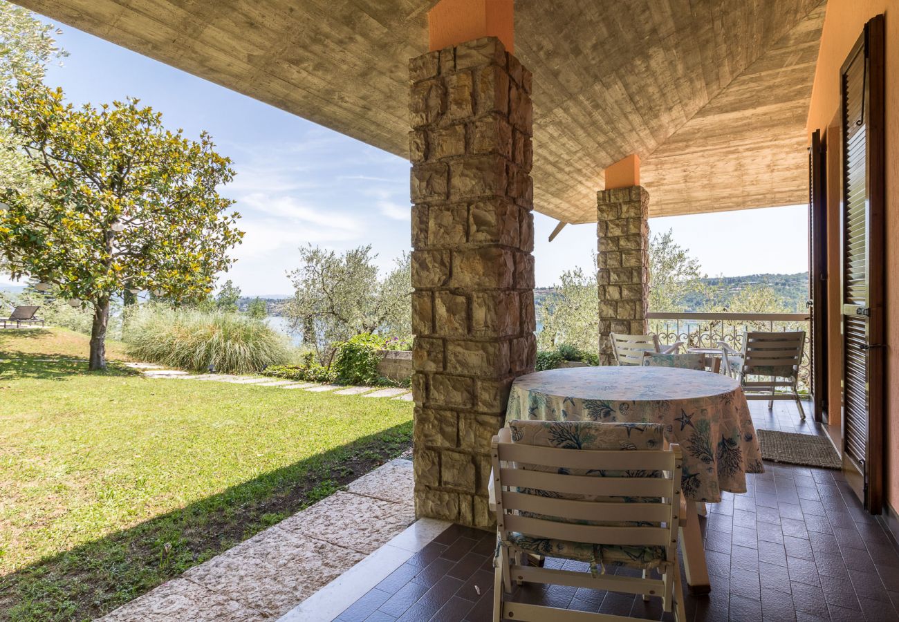 Villa in Salò - Villa Cuore with lake view and private pool