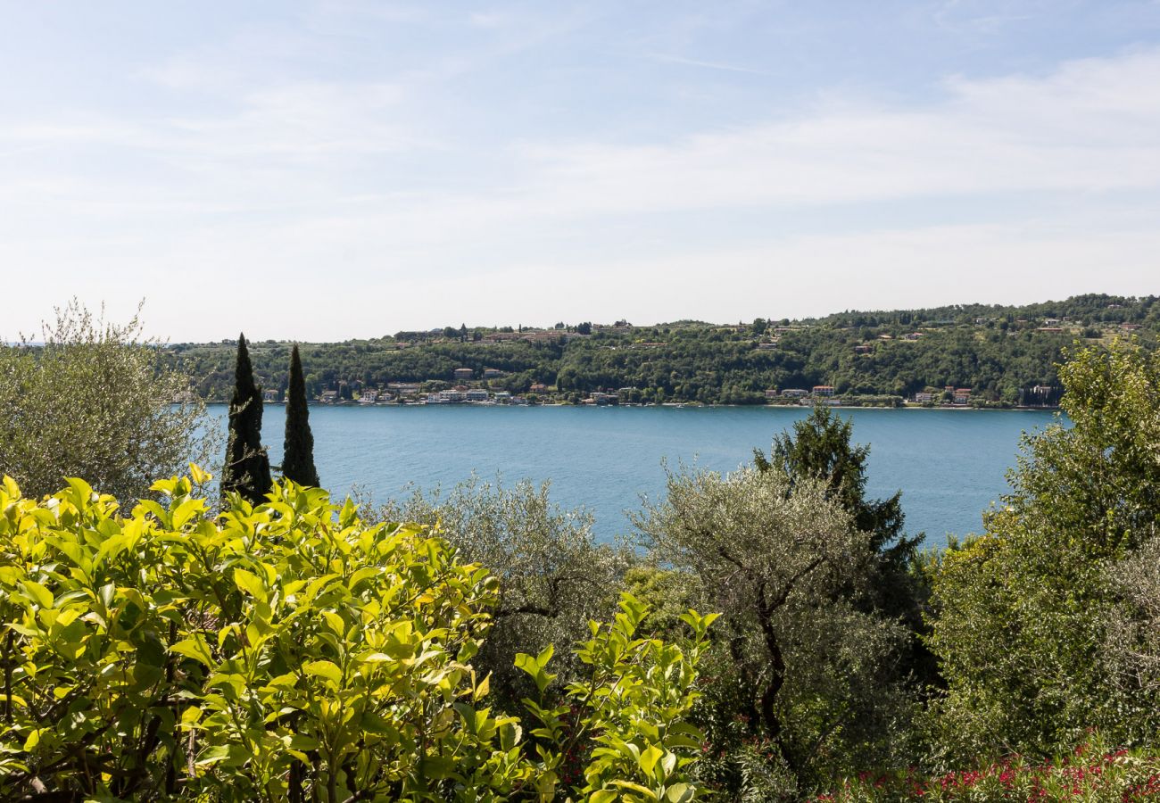 Villa in Salò - Villa Cuore with lake view and private pool