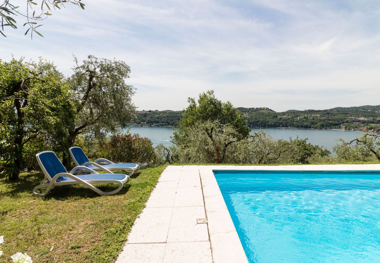 Villa in Salò - Villa Cuore with lake view and private pool