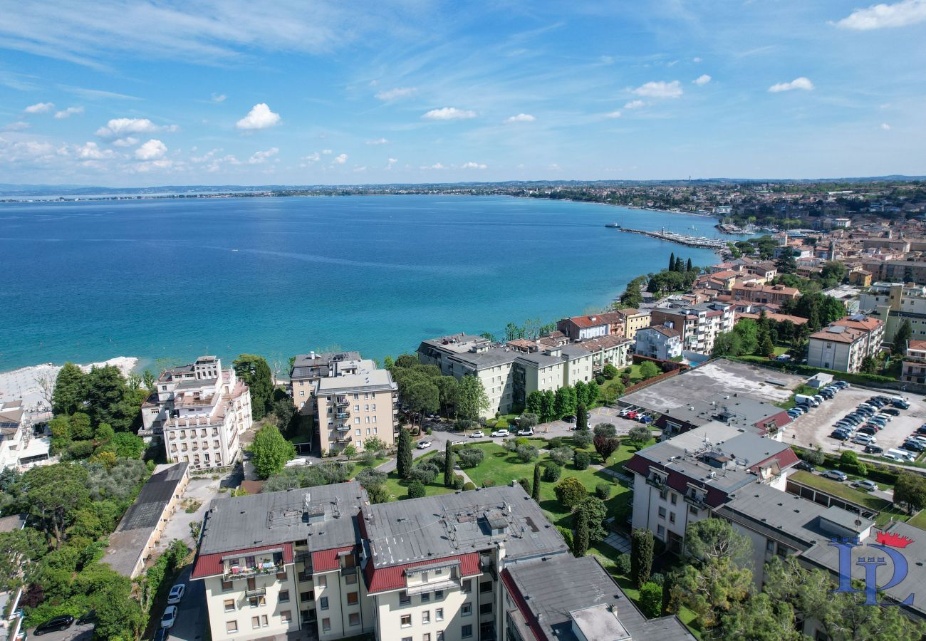 Apartment in Desenzano del Garda - Desenzanoloft - Splendido CIN IT017067C27WNQFMYX