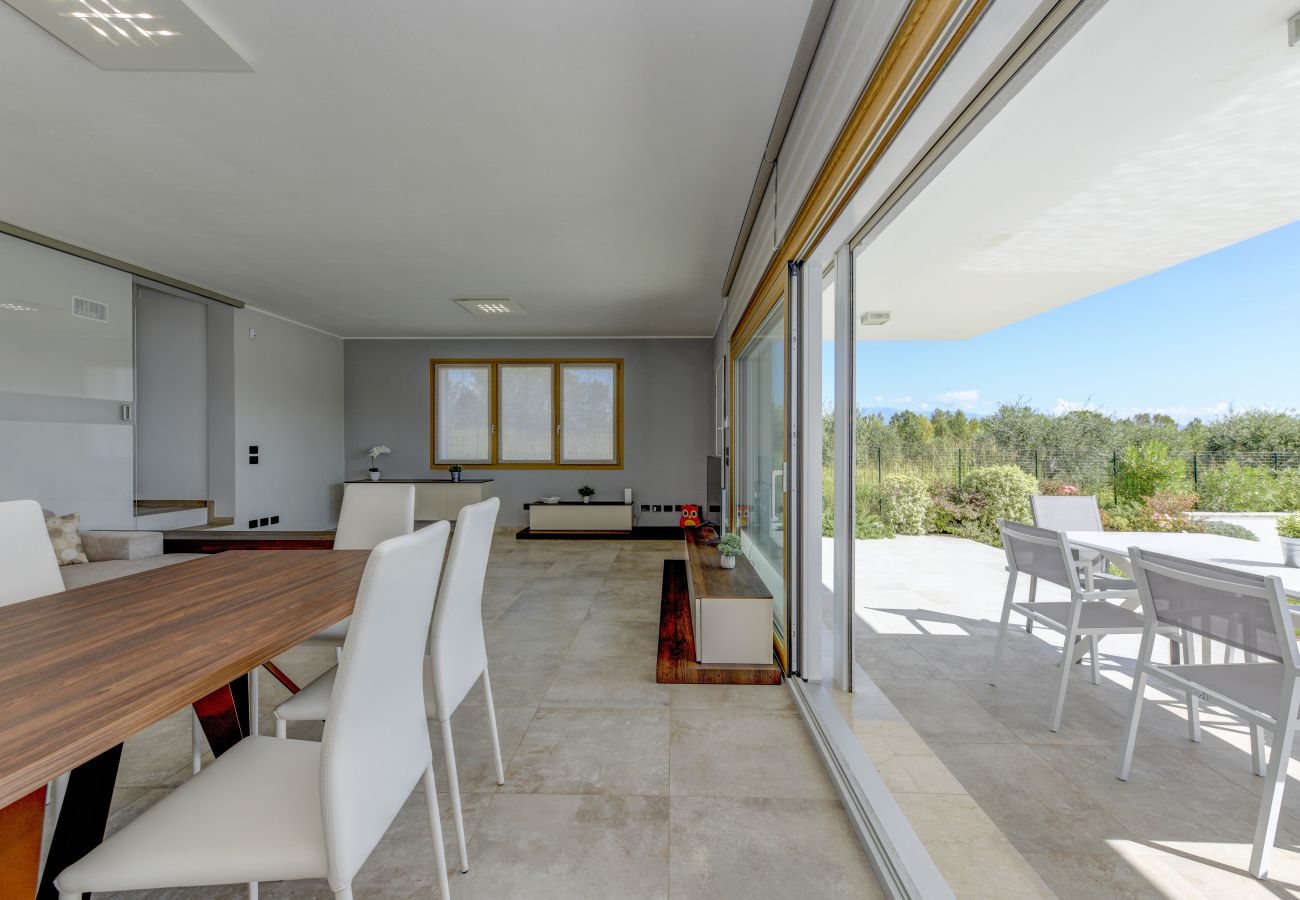 Villa in Moniga del Garda - Villa Easy chic in Moniga del Garda with private pool