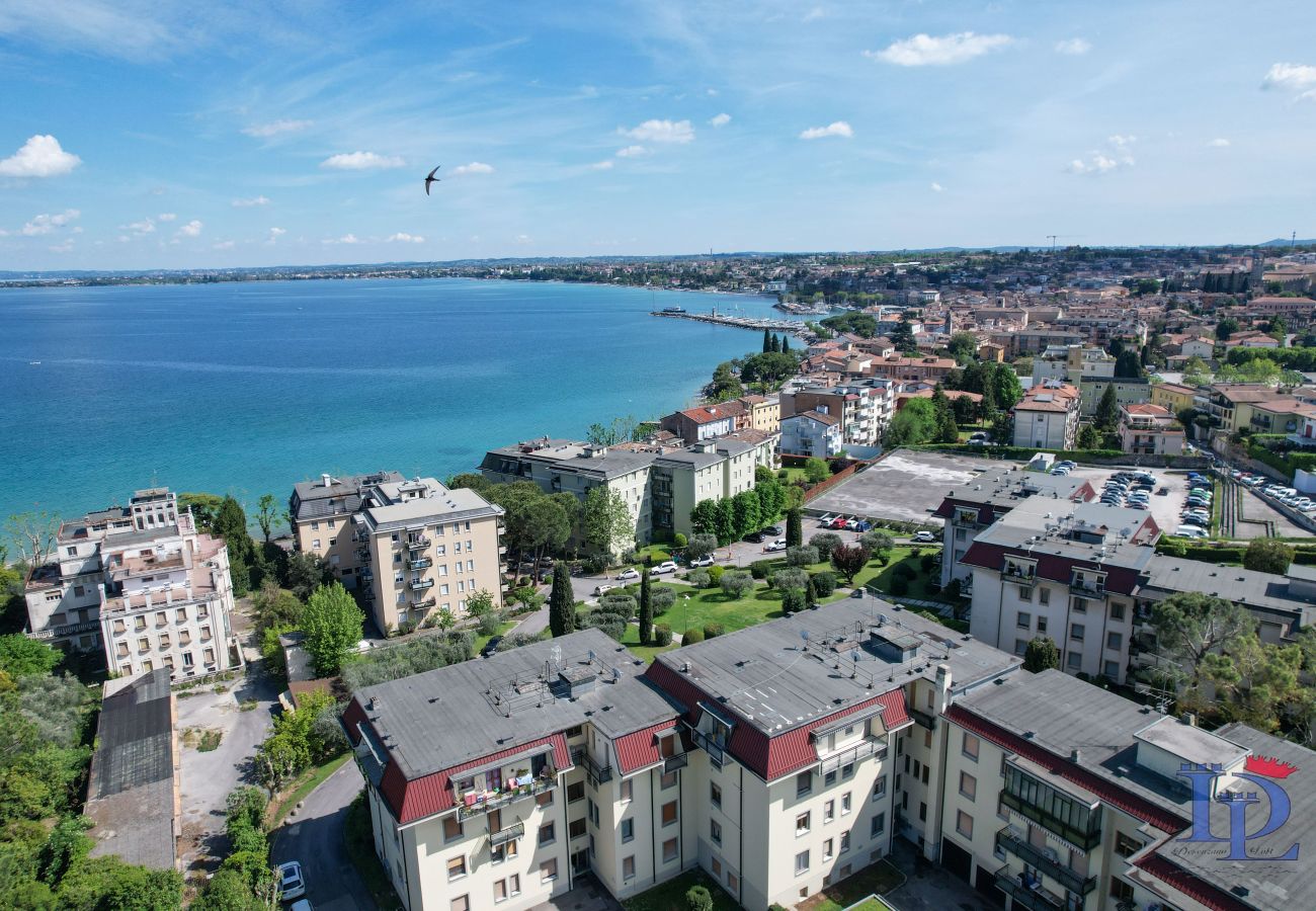 Apartment in Desenzano del Garda - Desenzanoloft : Elegance  CIN IT017067C2QY73H3YF